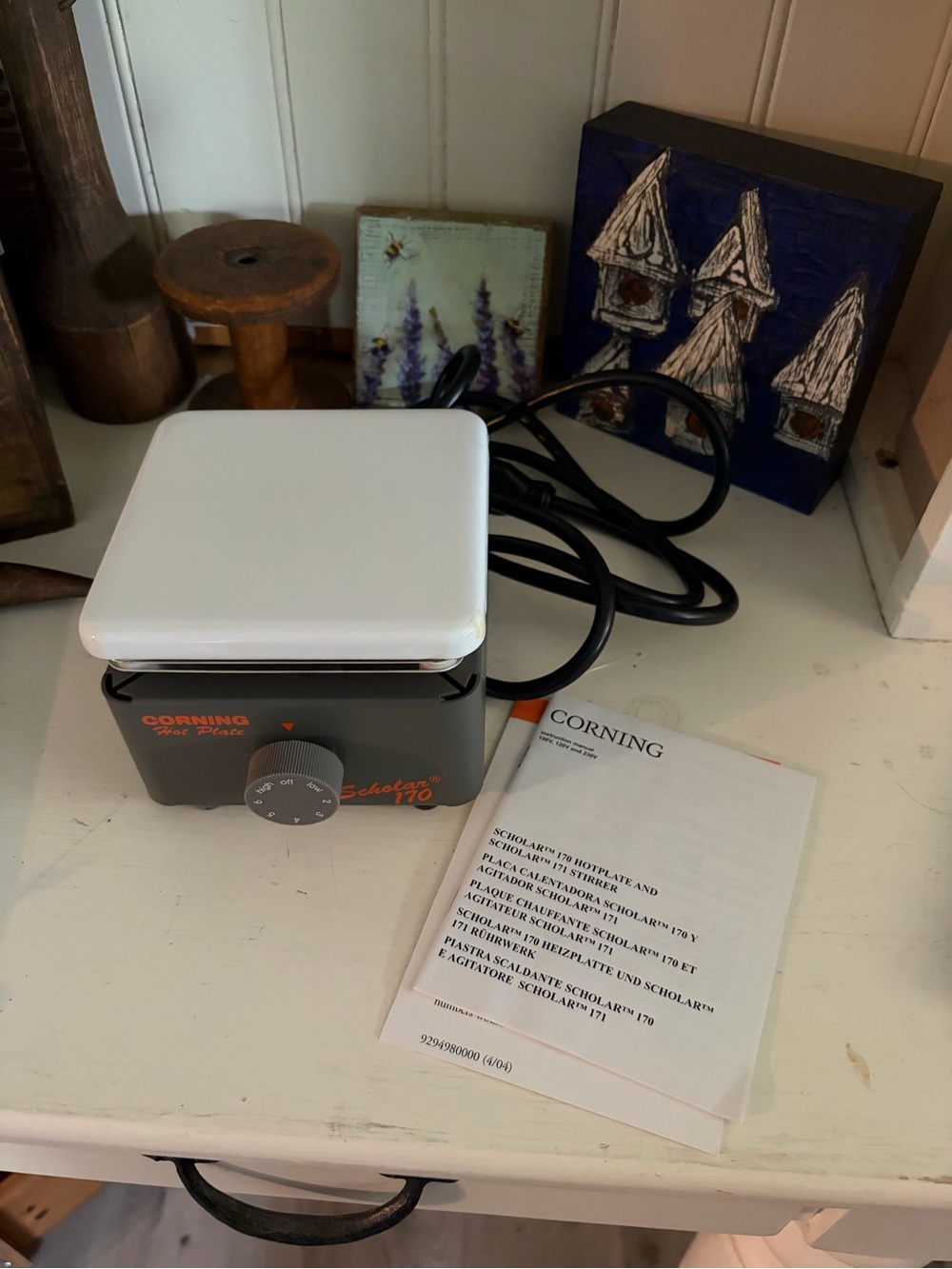 Corning Scholarly Hot Plate — Gray with White Top NWOT